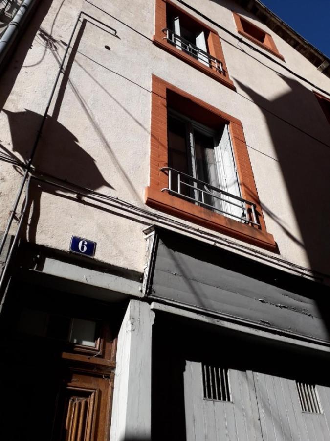Cap Coutellerie - Sejours Pros Ou Familles En Hypercentre De *